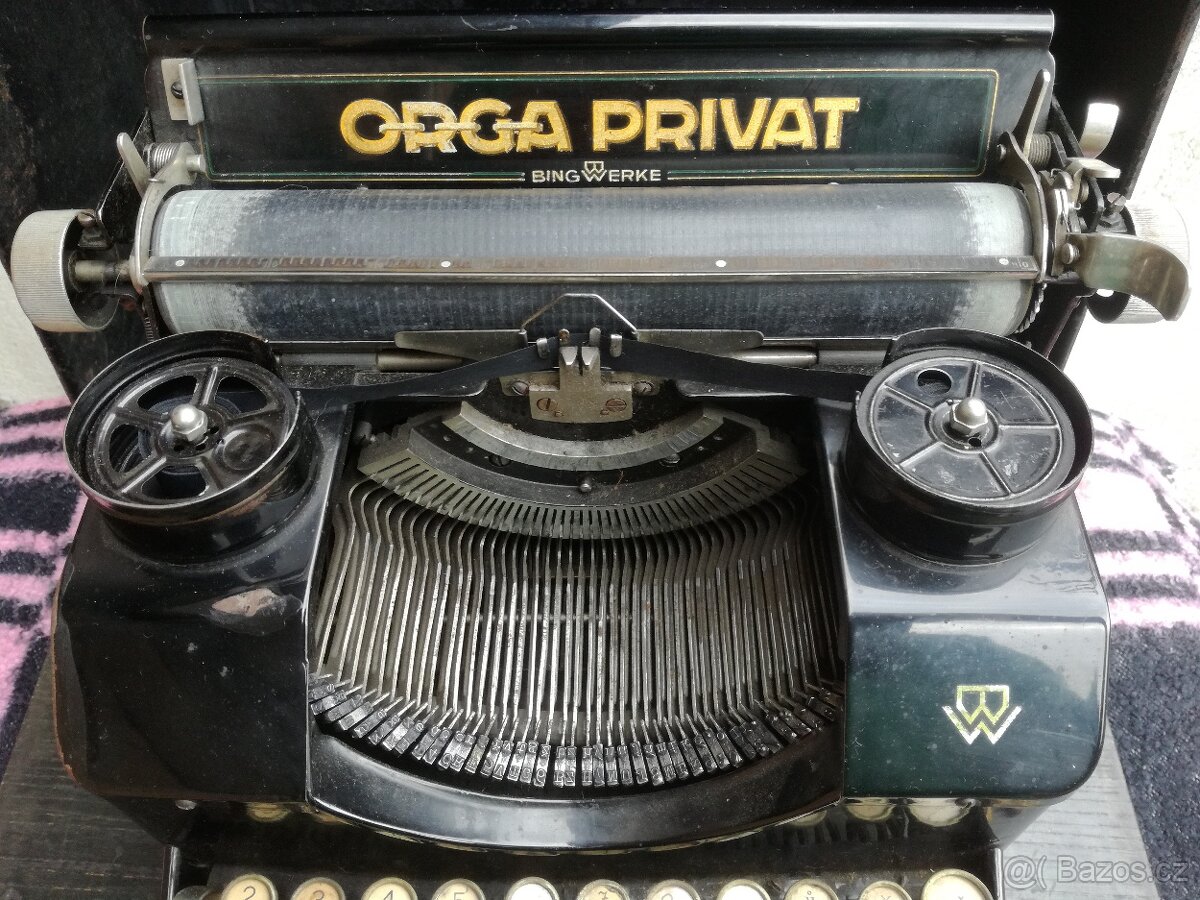 Psací stroj ORGA PRIVAT - 12
