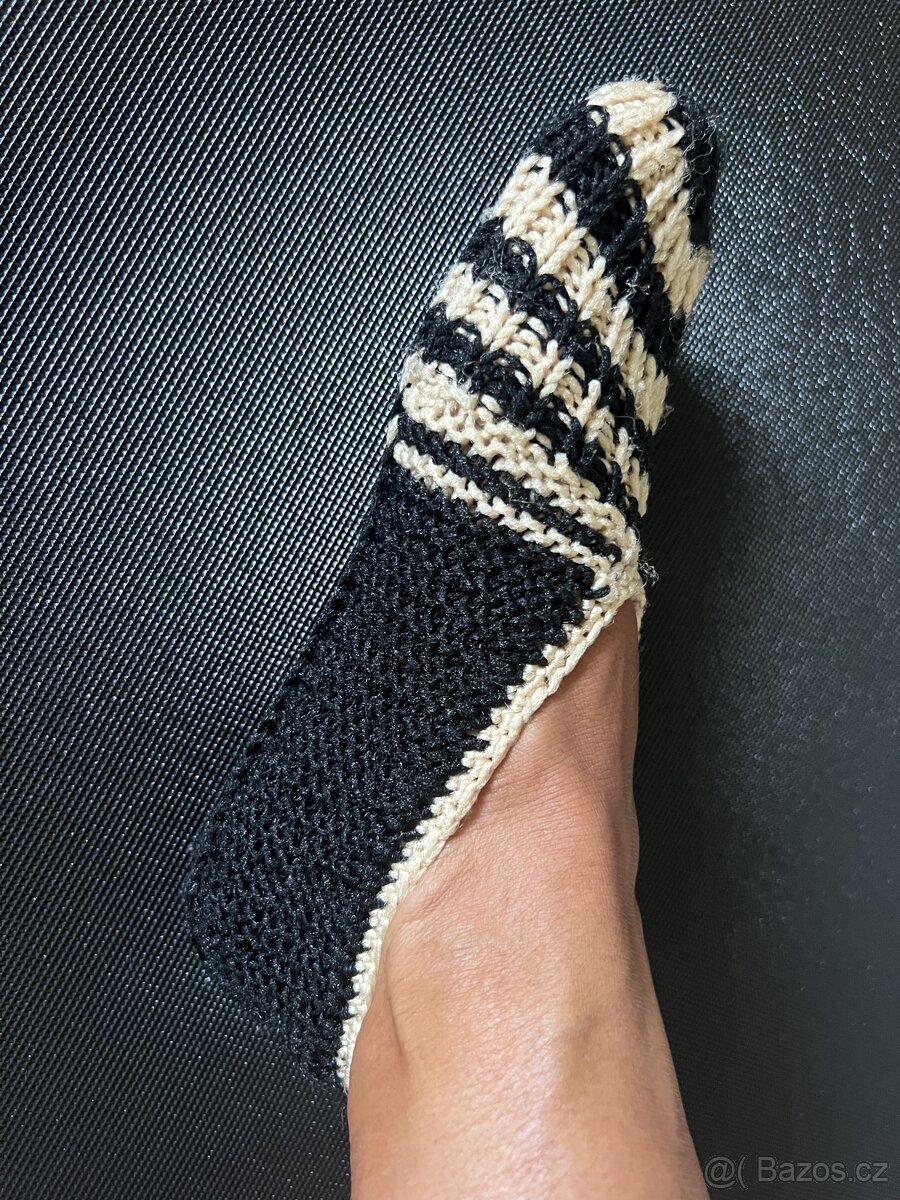 retro rucne pletene bačkory, papuče - 12