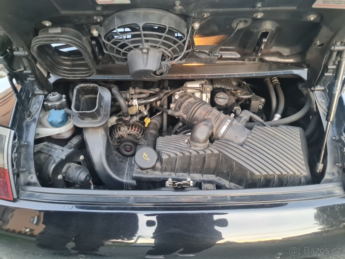 Porsche Carrera 911 996 4C - 12