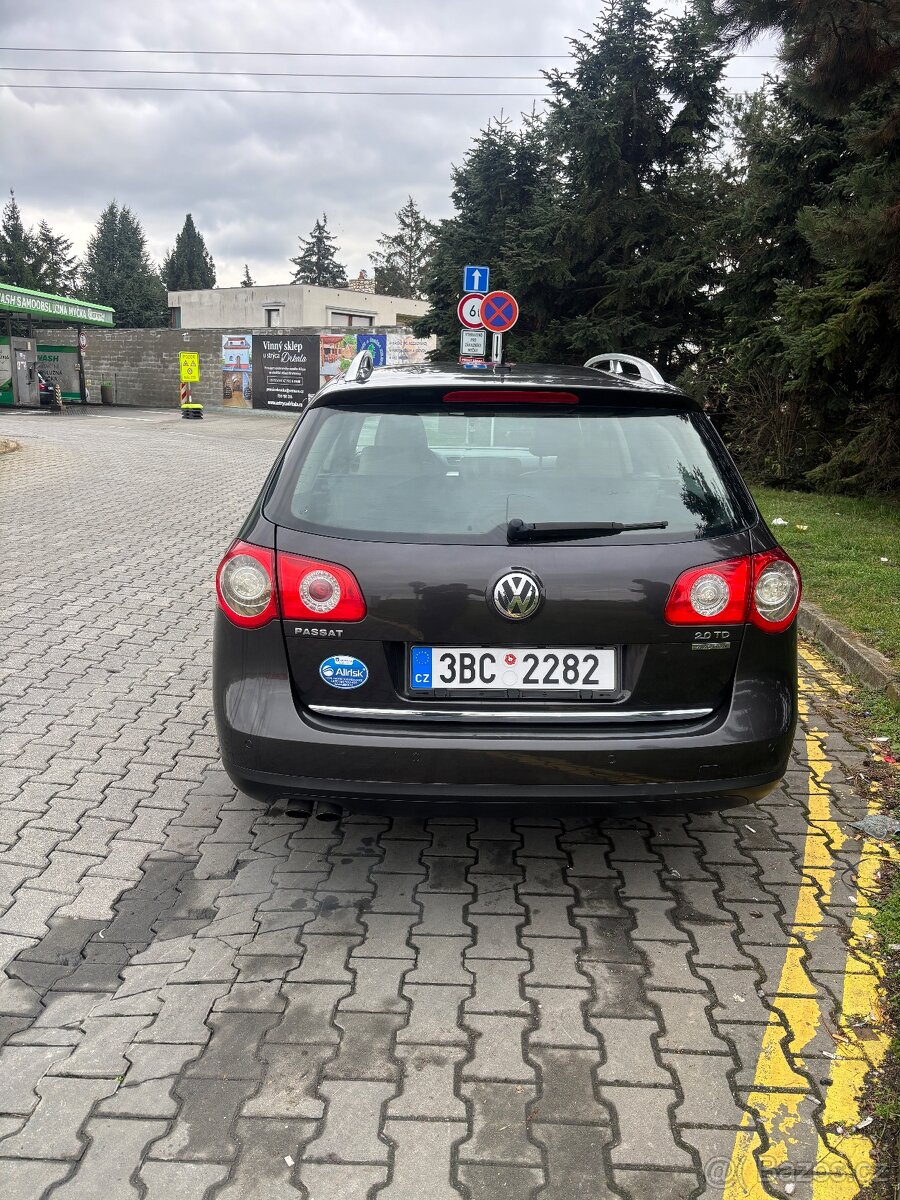 Volkswagen Passat B6 Variant 2.0 TDI 4Motion - 12