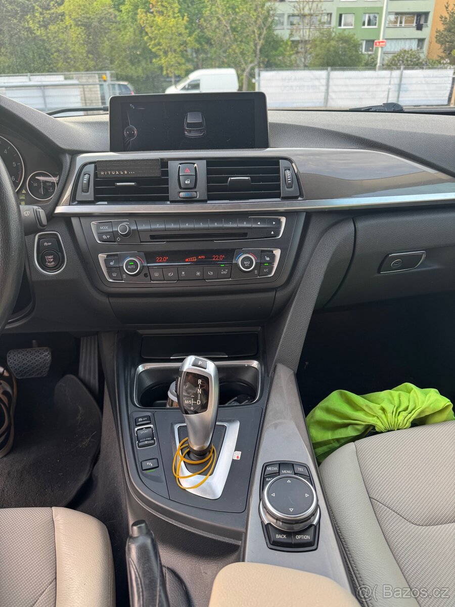BMW F31 320xd 150.000 najeto - 12