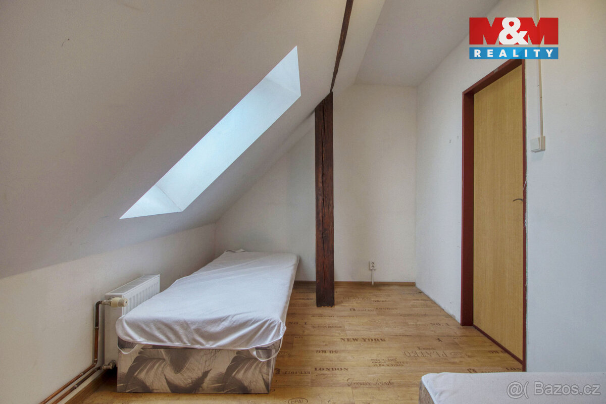 Pronájem nájemního domu, 242 m², Horšovský Týn, ul. Nádražní - 12