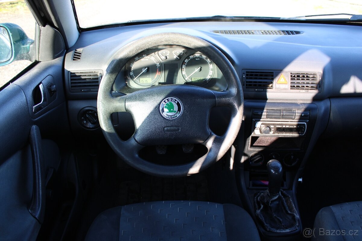 Škoda Octavia, 1,6i 74KW, r.v. 2000, STK 3/2027 - 12