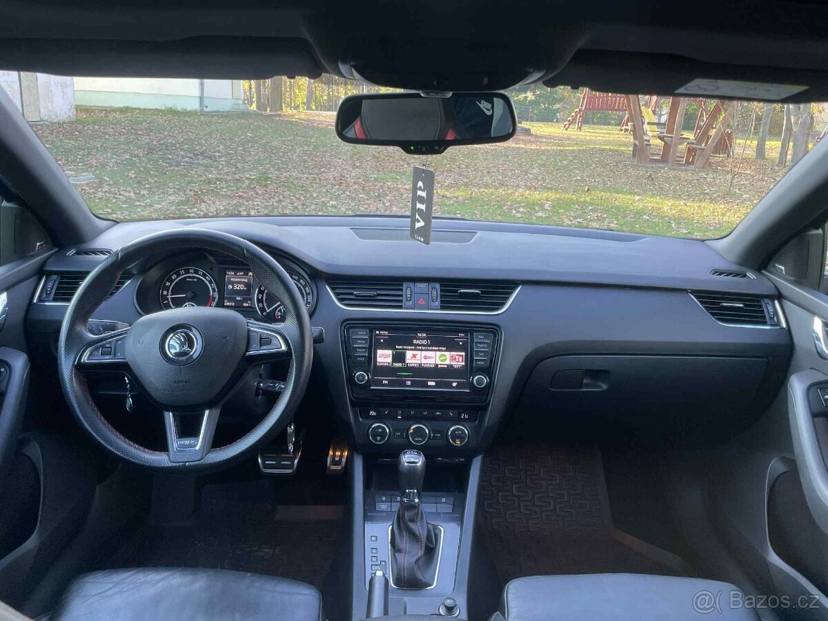 Škoda Octavia Combi 2.0 TDI DPF RS DSG - 12