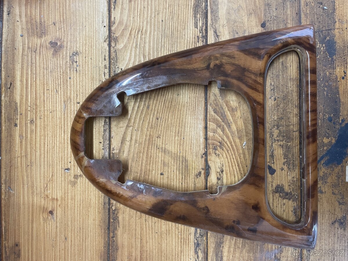 Díly Jaguar xk8 / xkr - 12