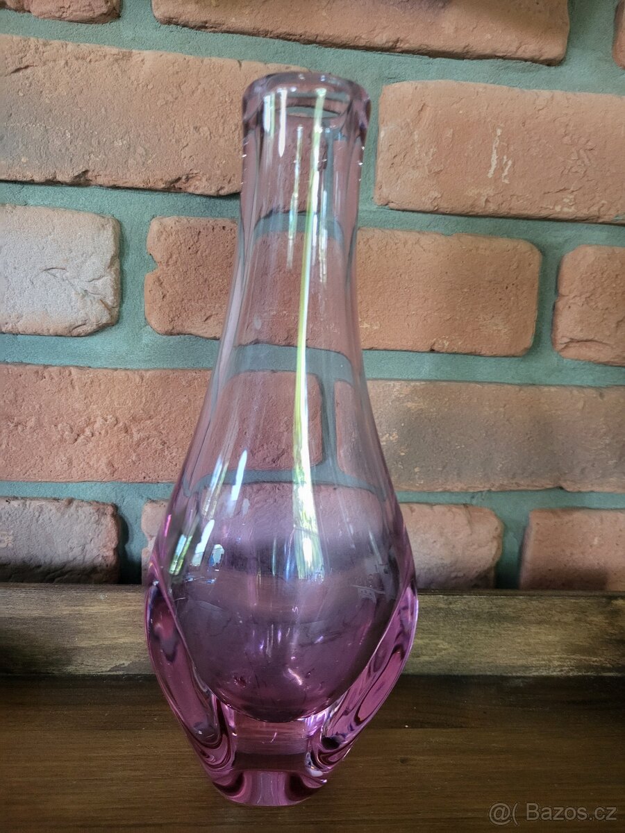 VÁZA-STAROBYLÁ- HUTNÍ SKLO FIALOVÁ- KRÁSNÝ DESIGN - 12