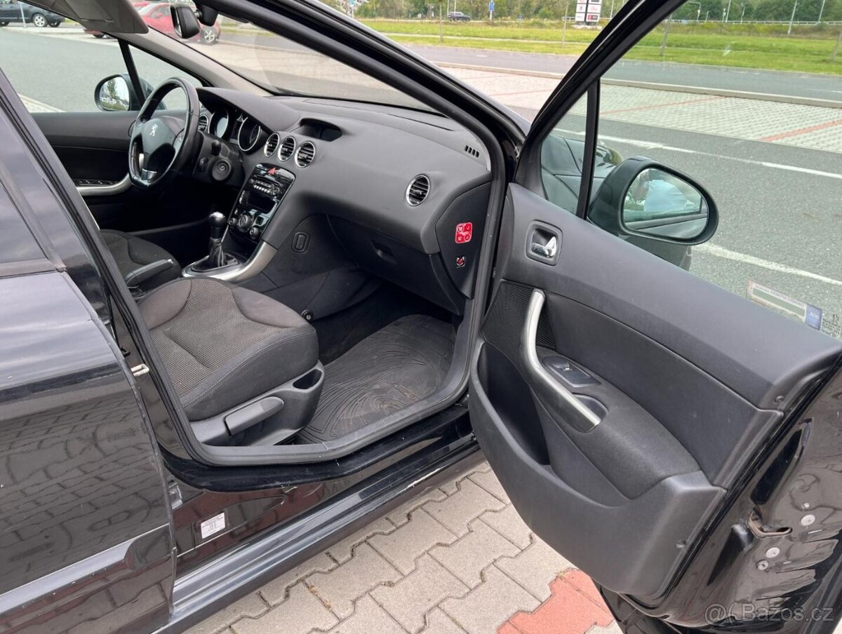 Peugeot 308 SW 1.6 HDi ČR digi klima serviska - 12