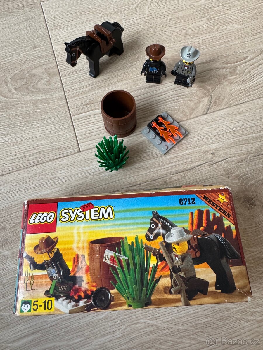 LEGO Western, Indiáni, Kovbojové - 12