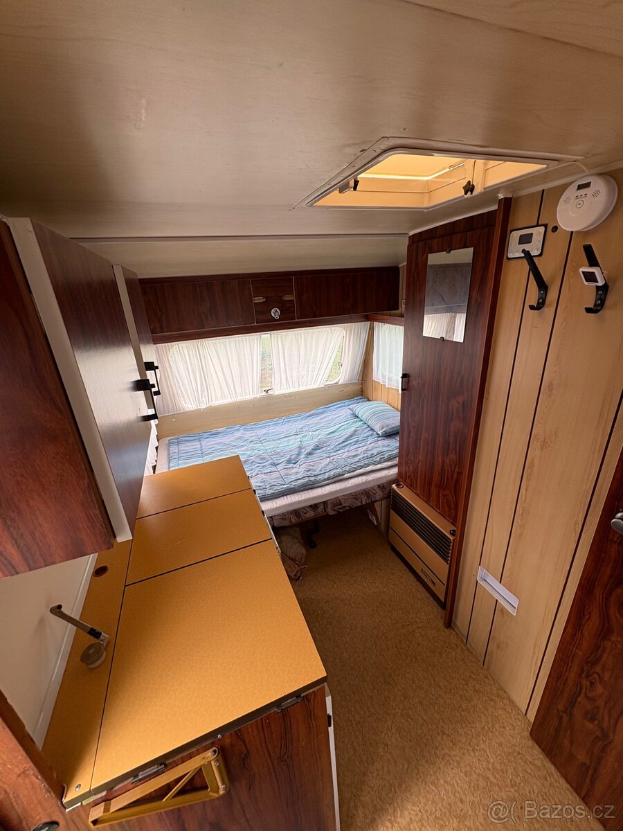 Karavan Wilk - sport 435 - 12