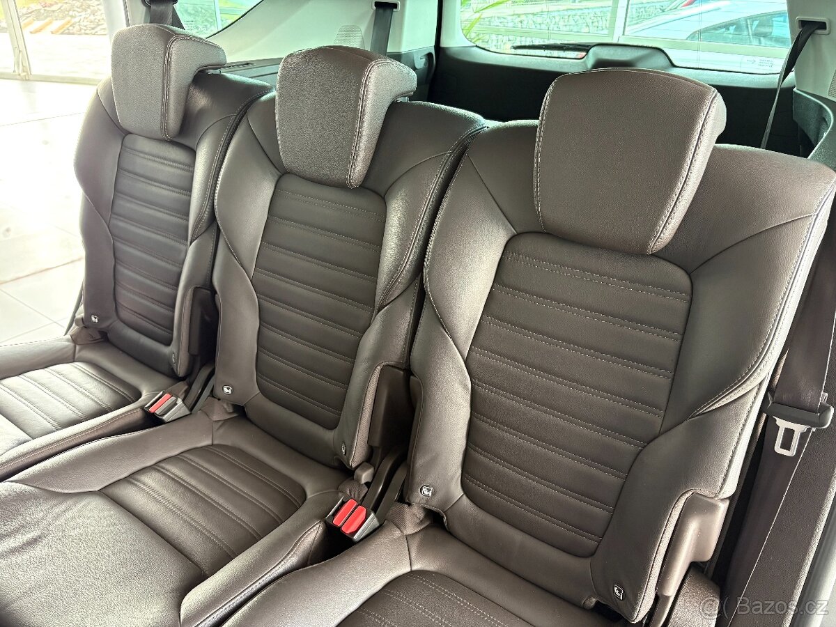 Renault Espace 1.6dCi 118kW,Aut,Tažné,7Míst - 12