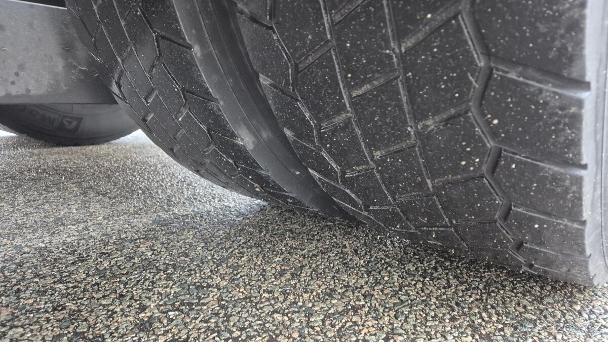 MERCEDES-BENZ ACTROS 1851 GIGA EURO 6 - 12