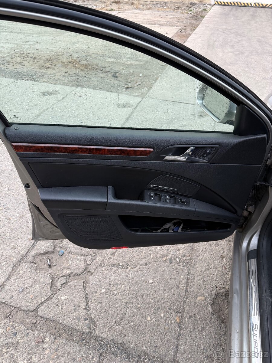 Náhradní díly Škoda Superb 2 Combi - 12