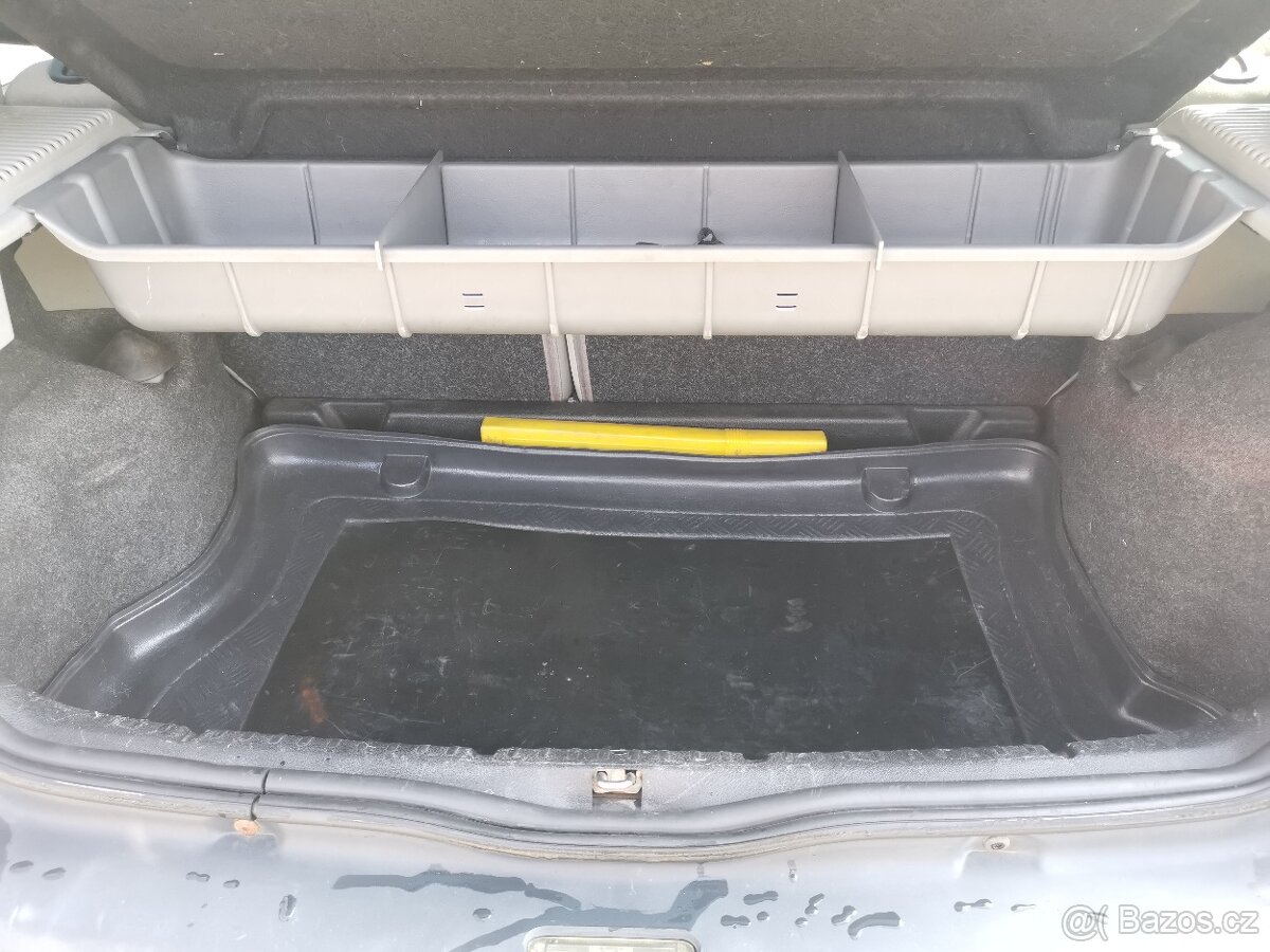 Renault clio 2, 1.5 dci 60 kw - 12