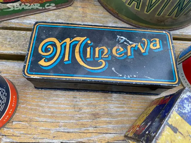 Stare plechovky - 12