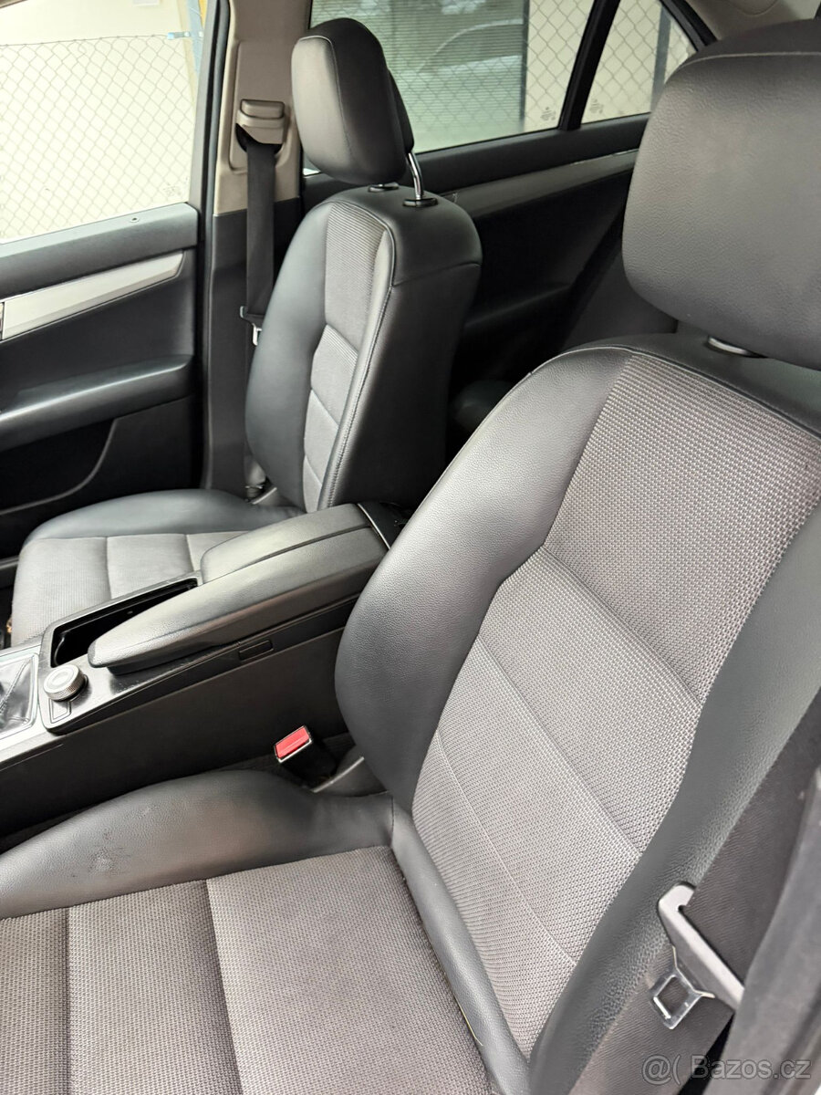 MERCEDES BENZ C 220CDi AVANTGARDE - 12