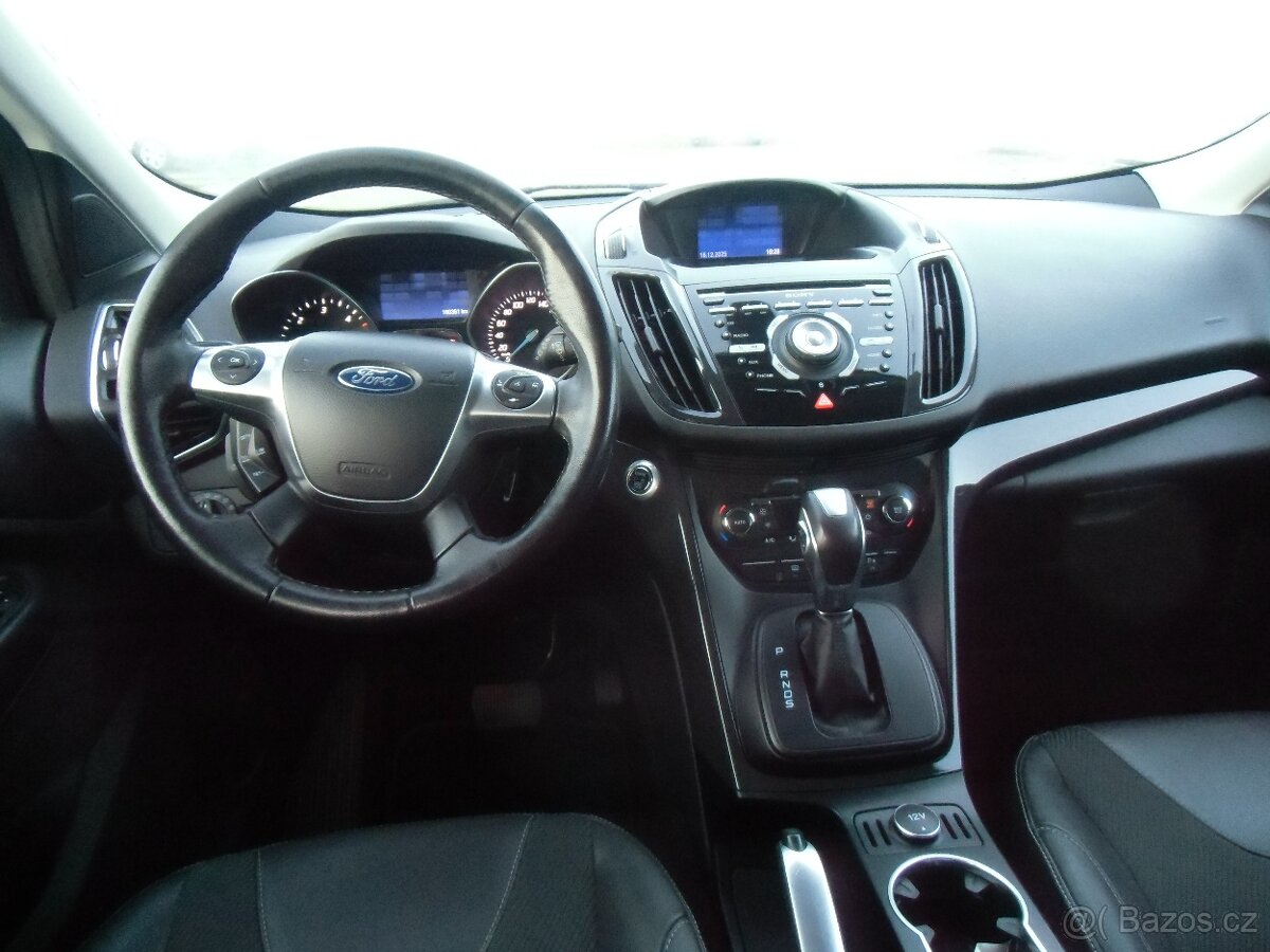 Ford Kuga 2.0 TDCi 132KW 4x4 TITANIUM - 12