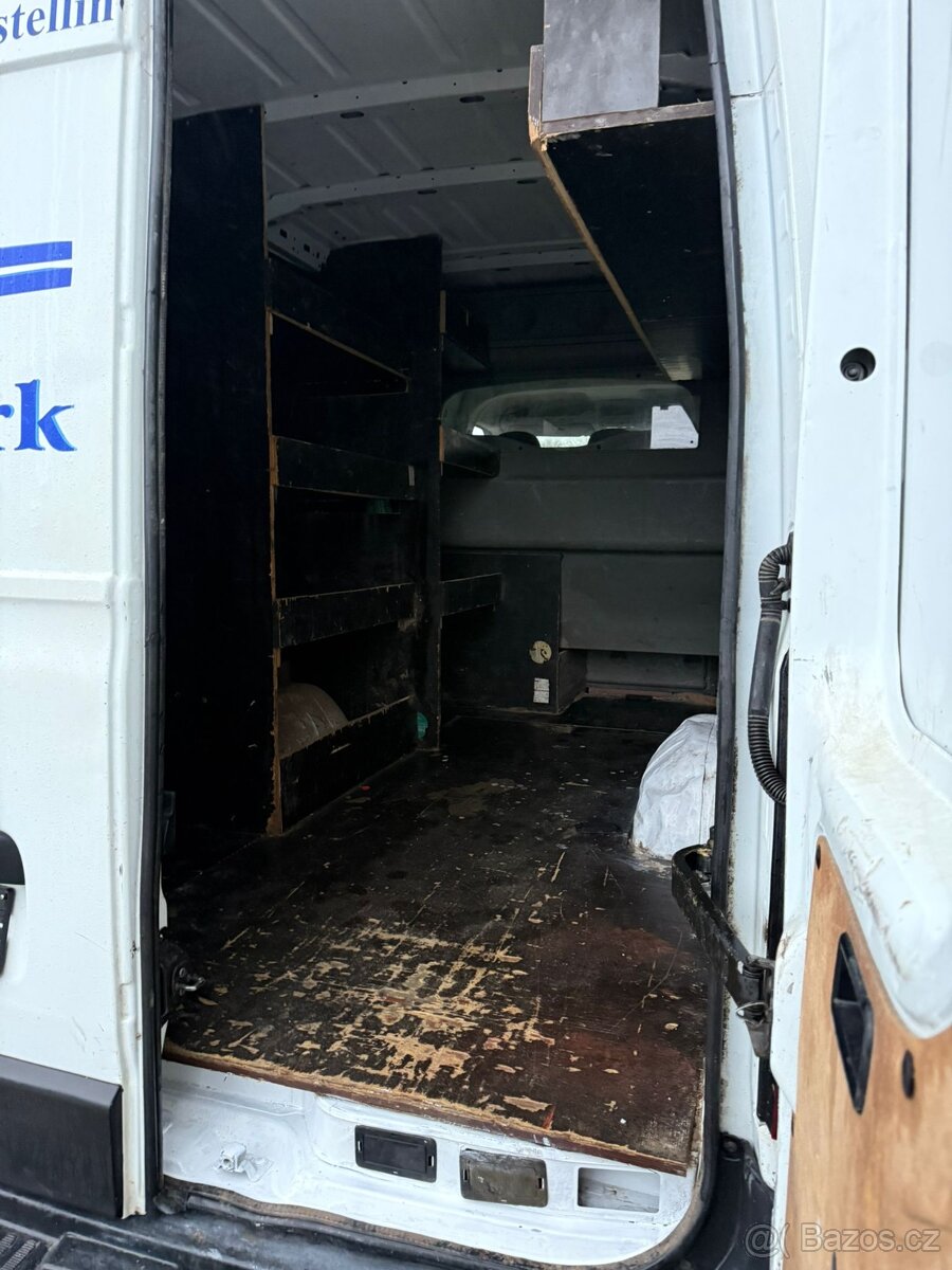 RENAULT MASTER 2,3 dci 6 místný - 6 míst -2016 1 majitel - 12