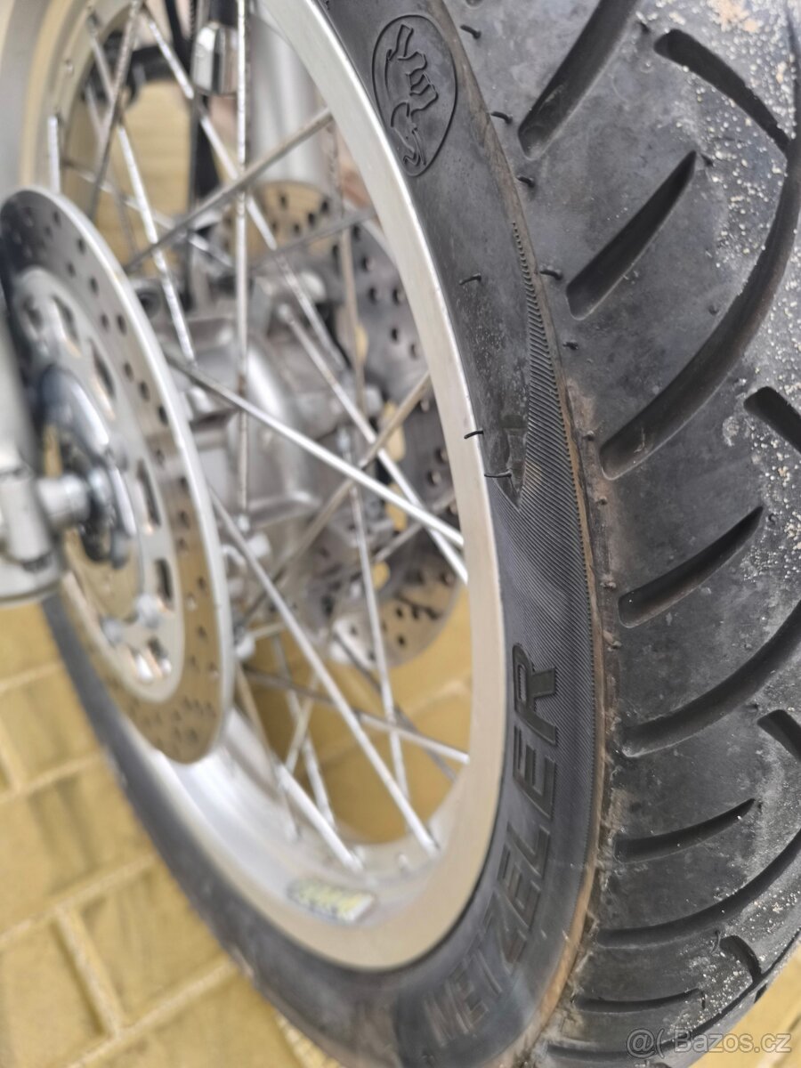 Yamaha XV 750 Virago - 12