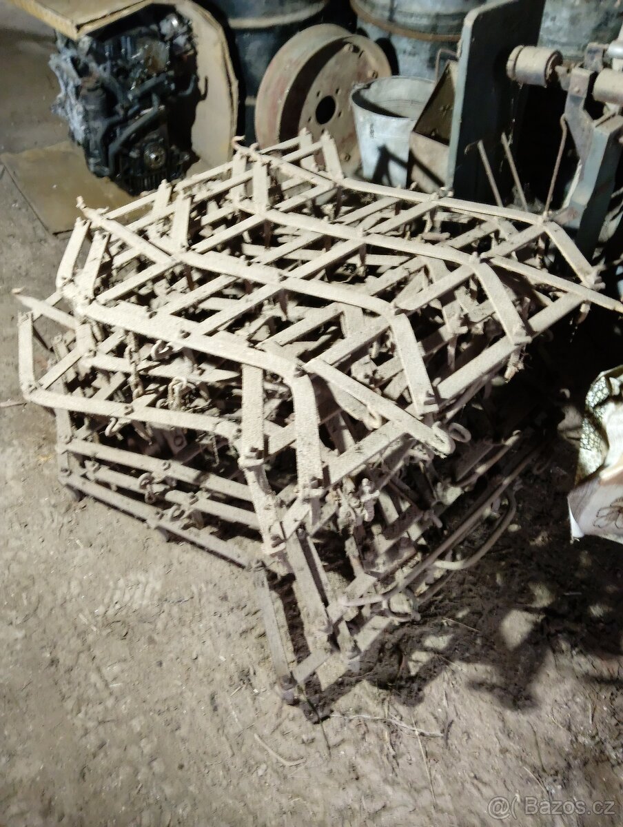 Staré zemědělské stroje - 12