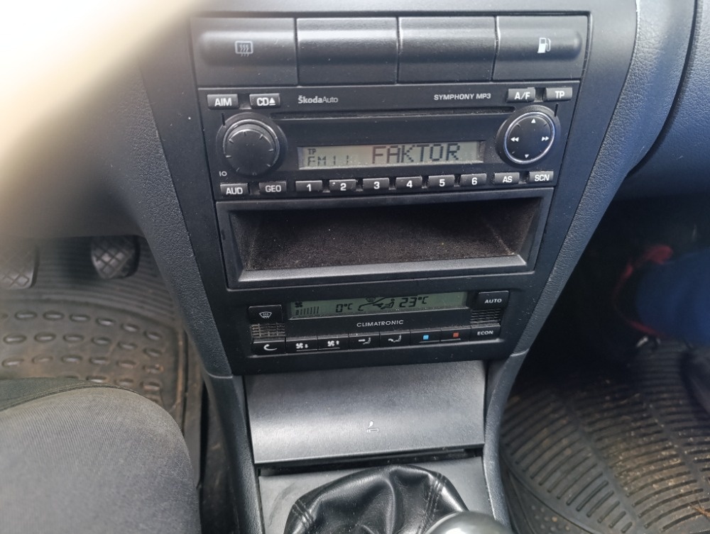 Škoda Octavia I - 12