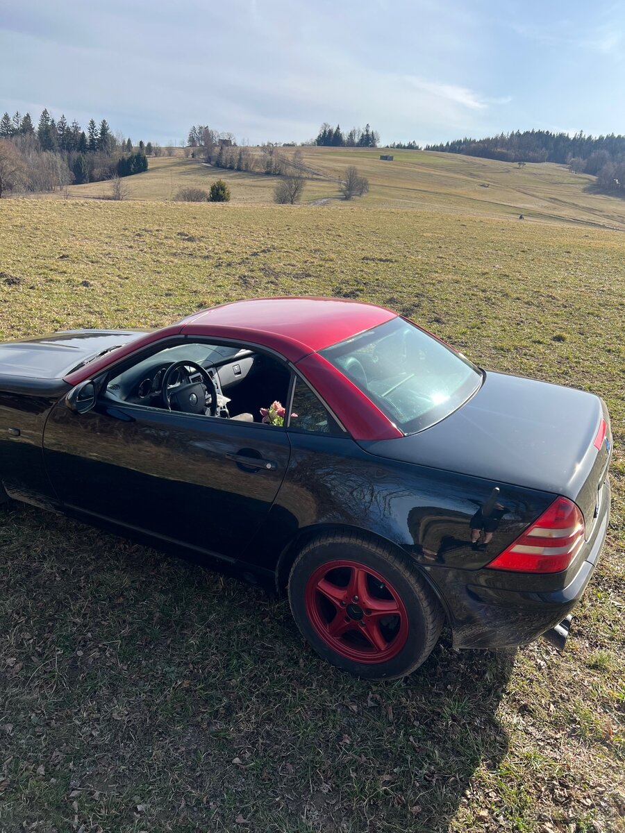 MERCEDES BENZ SLK - 12