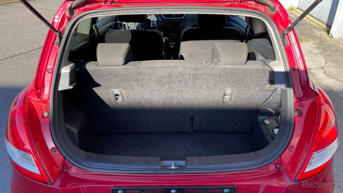 SUZUKI SWIFT 1.6i SPORT - 12