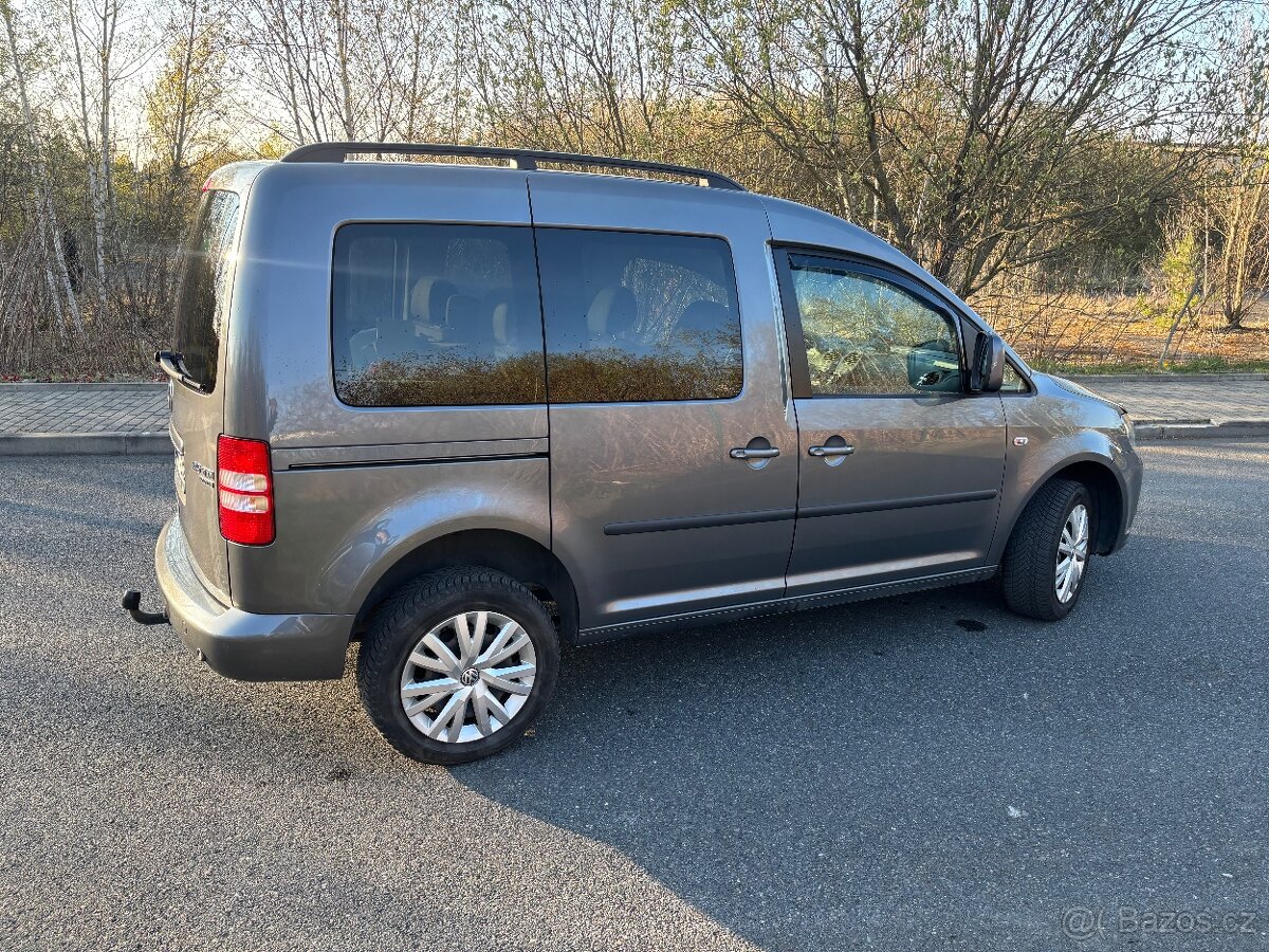 VW Caddy 2.0 TDi 4 motion - 12