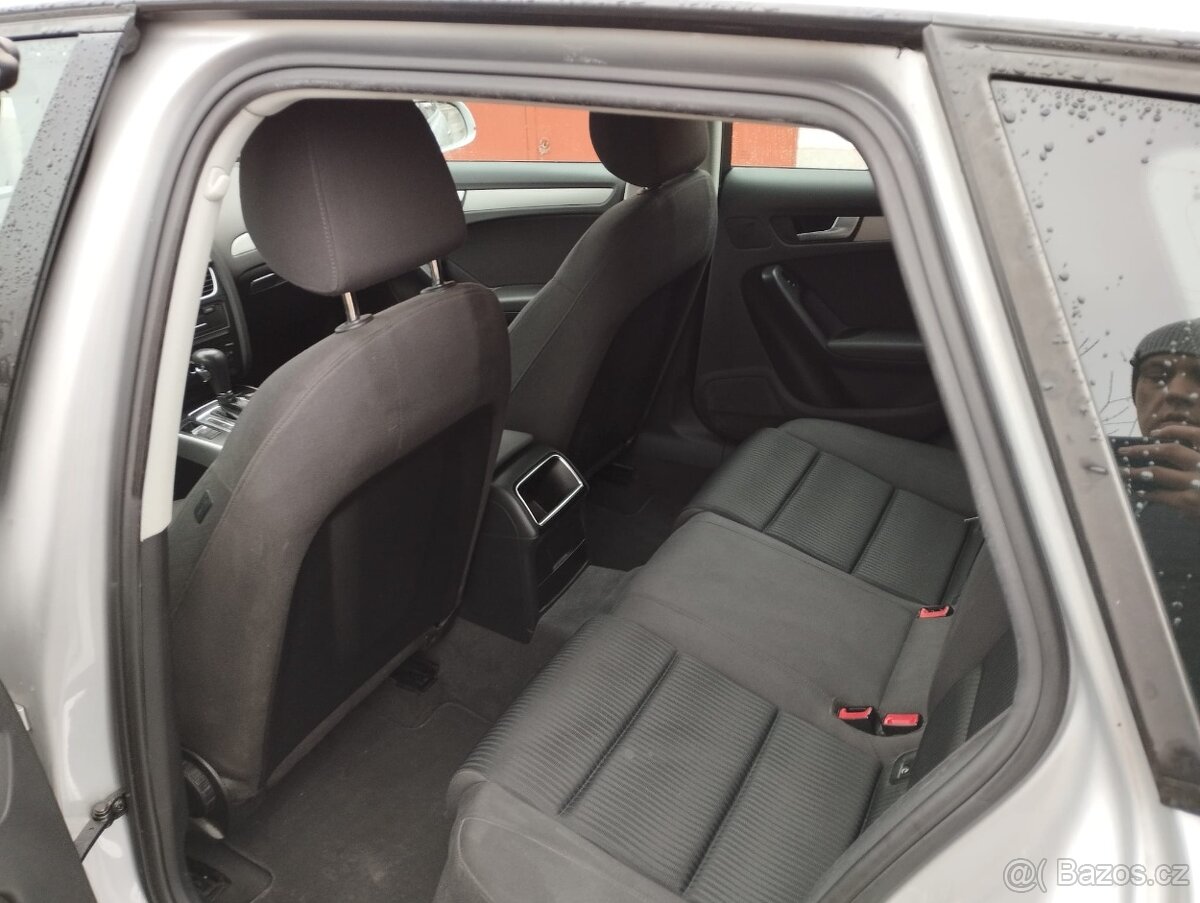 A4 Combi 2010 2.0 TDI - 12