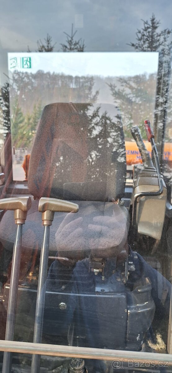 Bagr Hitachi Zaxis - 12