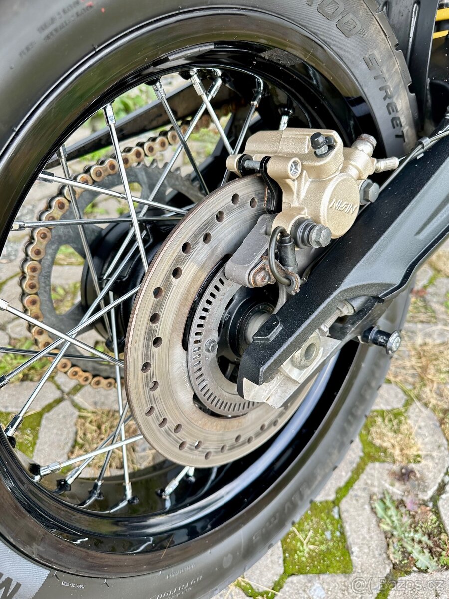 Triumph tiger 800 xc - 12