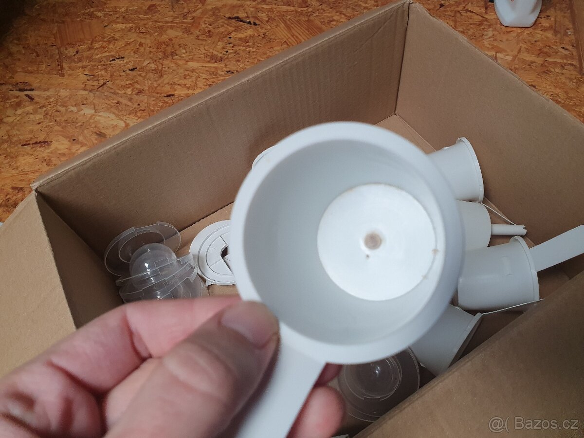 Click and Grow Smart Garden 9 - 12