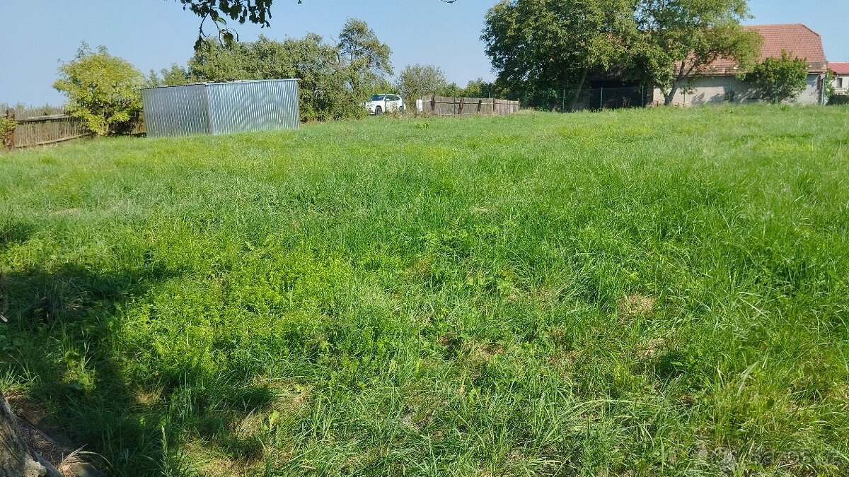 Prodej pozemku 1500 m2 Lišice - přímý majitel - 12