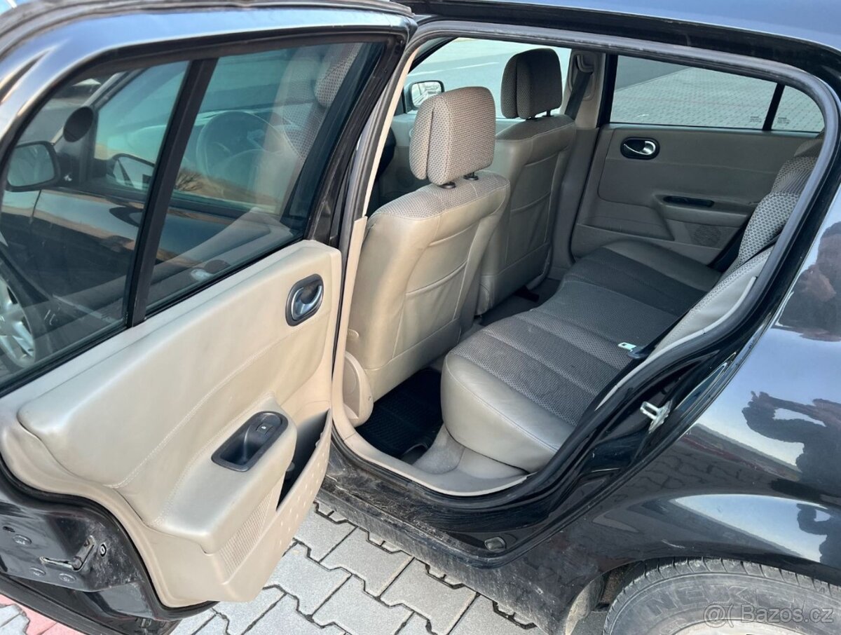 Renault Megane 1.6i 16V 83kw STK 3/2027 - 12