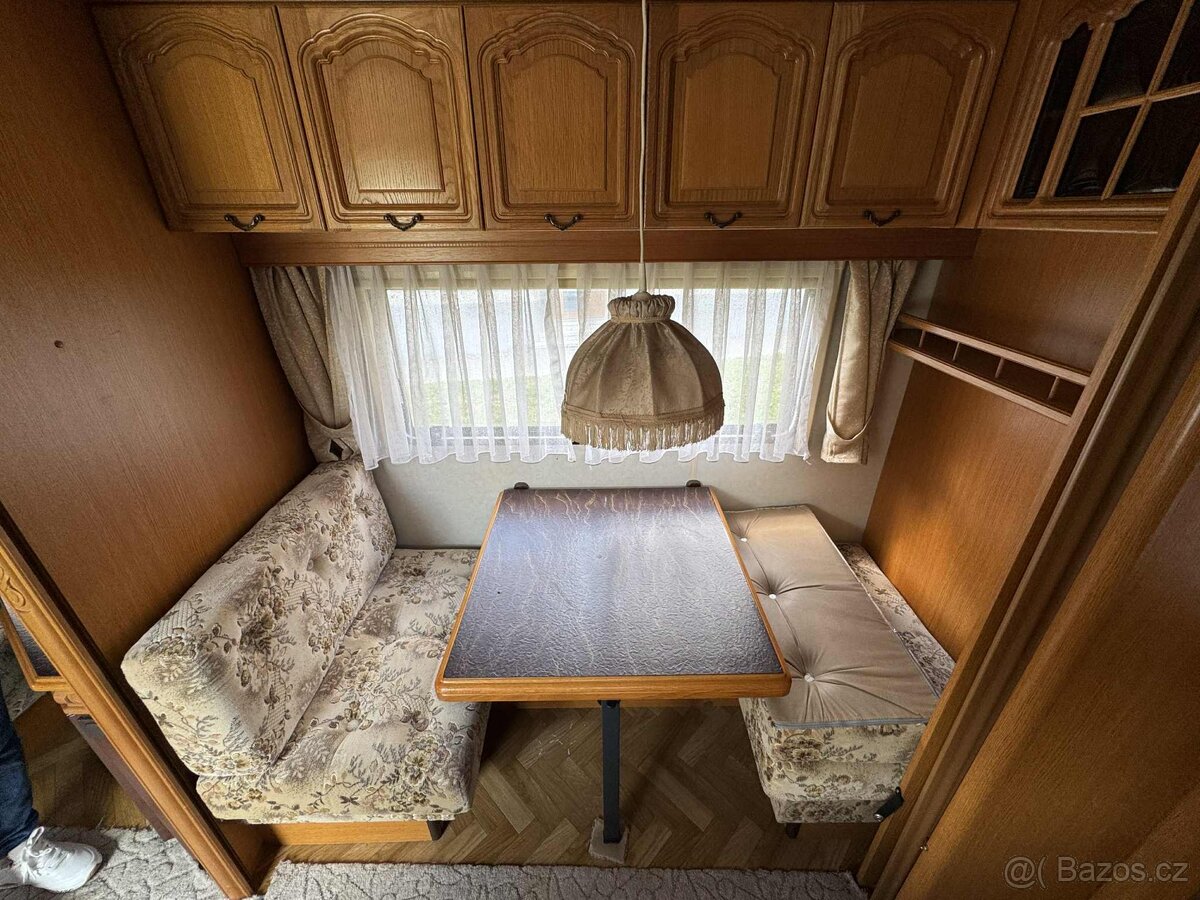 Obytný karavan - 12