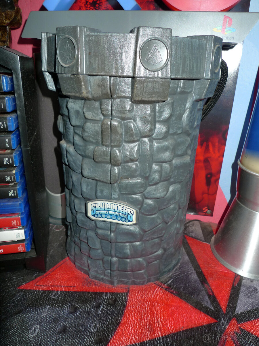 Skylanders pack, hrad, stojan - 12
