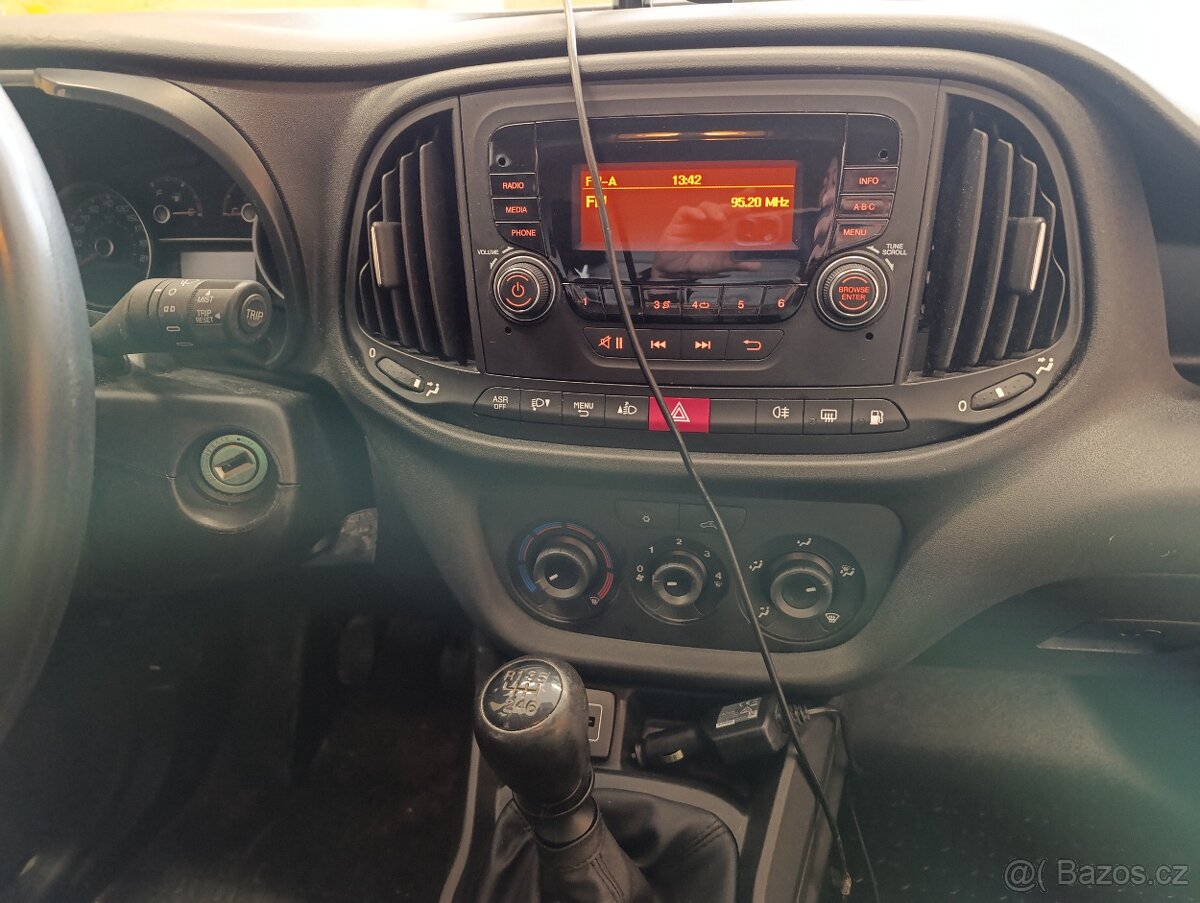Fiat Doblo Cargo CNG regaly 90tkm - 12