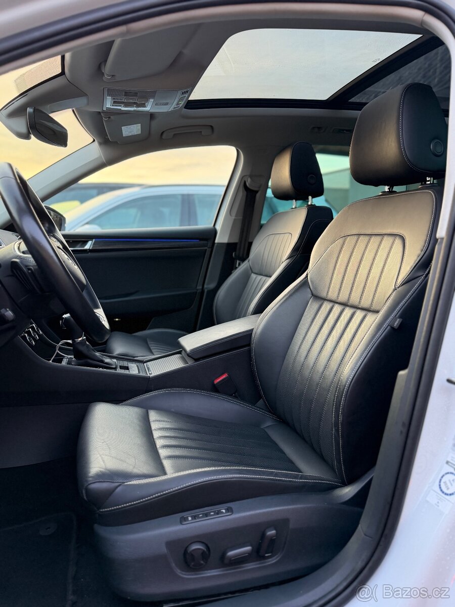Škoda Superb 3 STYLE 2021 2.0tdi 110kw MASÁŽ VENTILACE TAŽNÉ - 12