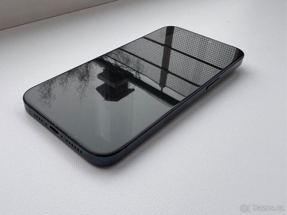 Apple iPhone 15PRO MAX 256GB Černý titan, Pěkný stav - 12