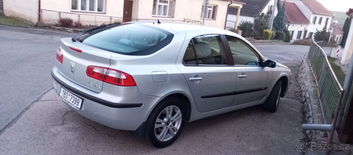 Renault laguna 1.9 dci top stav - 12