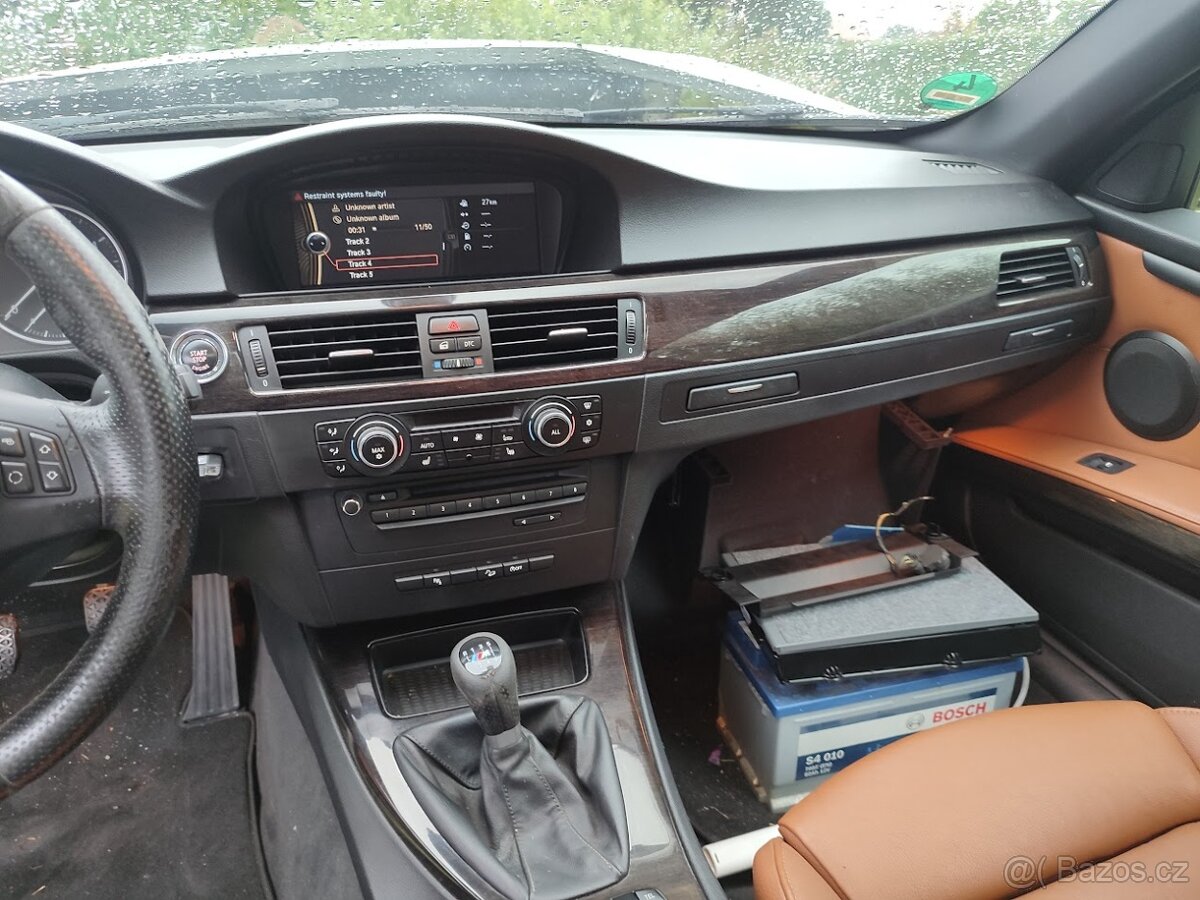 BMW E92 320d xDrive 135kw 2010 díly z vozu 320xd - 12