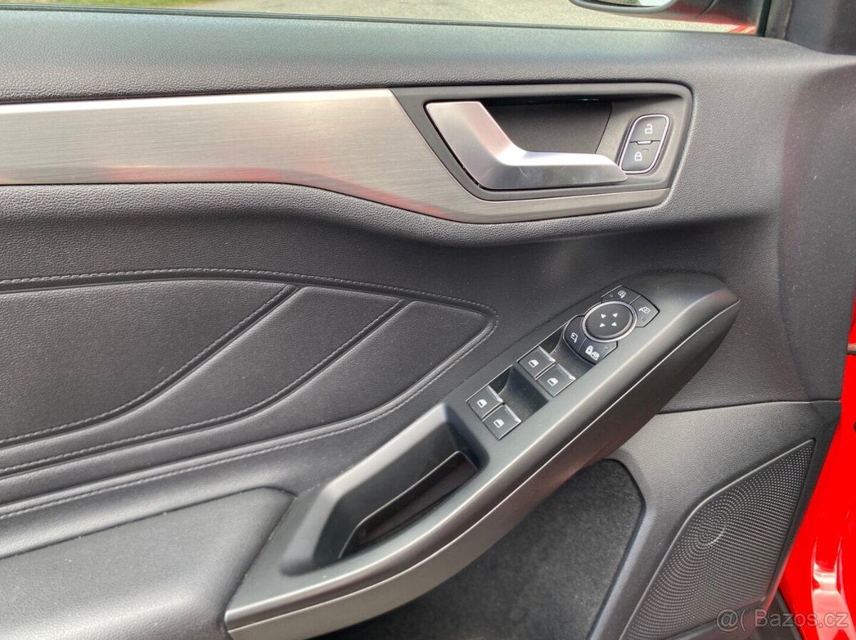 Ford Focus Turnier 1.5 EB Titanium 1. majitel 11/2019 - 12