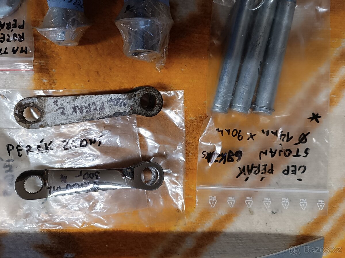 Jawa pérák dily - 12