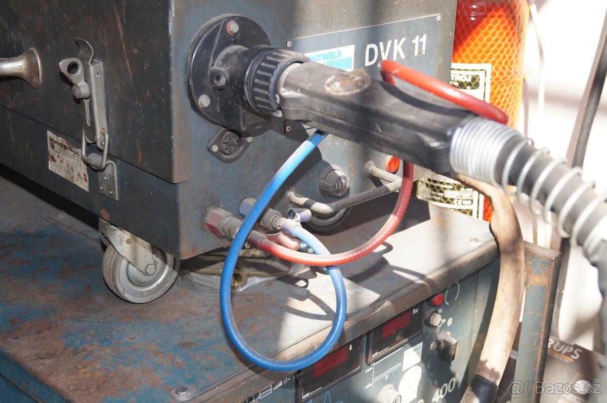 svářečka MIG-MAG CO2 - 12