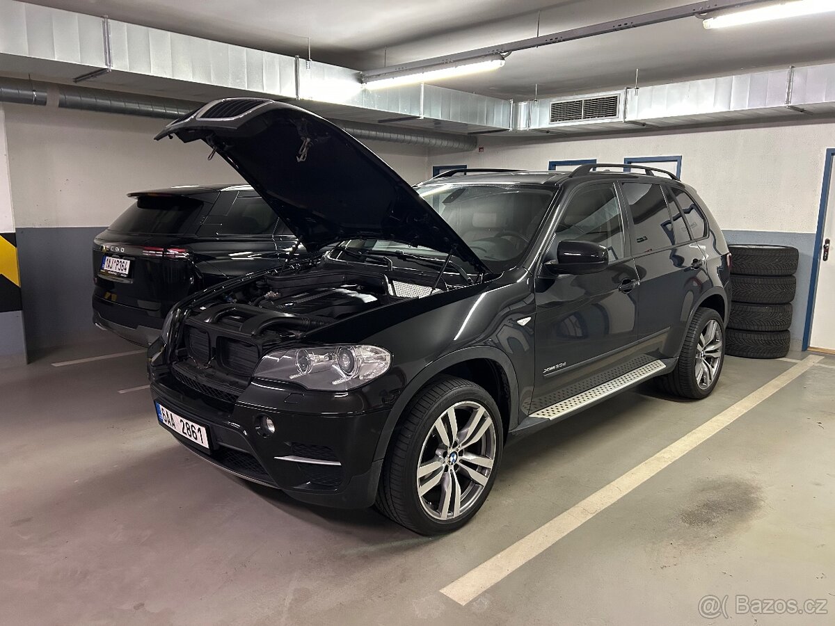 BMW X5 197 nájezd 2 sadu kol - 12