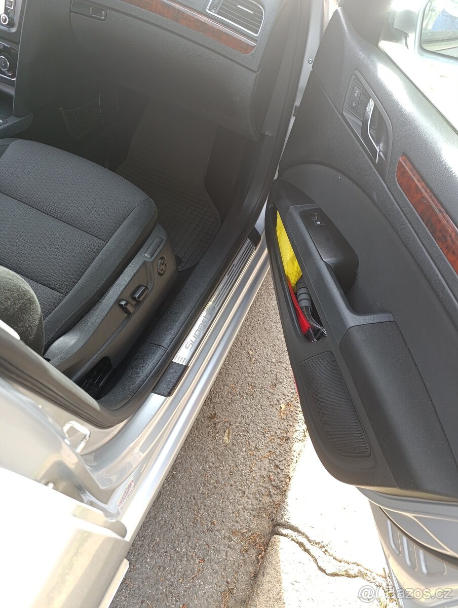 Škoda Superb II Combi - 12