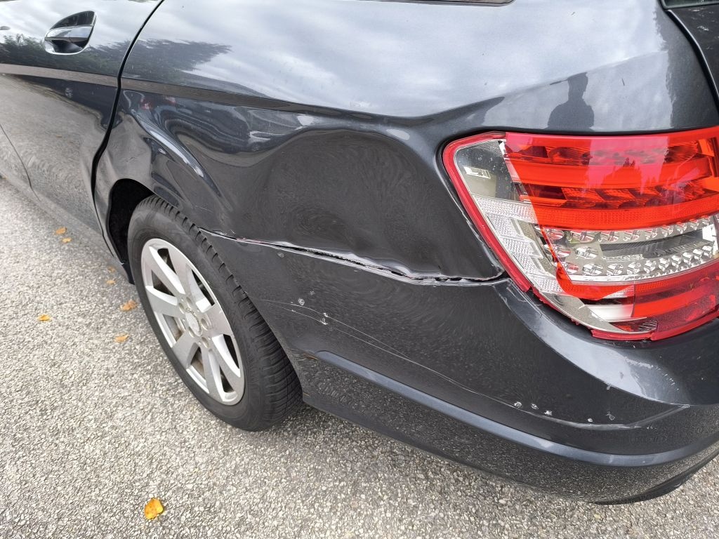 Mercedes-Benz Třídy C200, 2.2 CDi ,Xenon,navi - 12