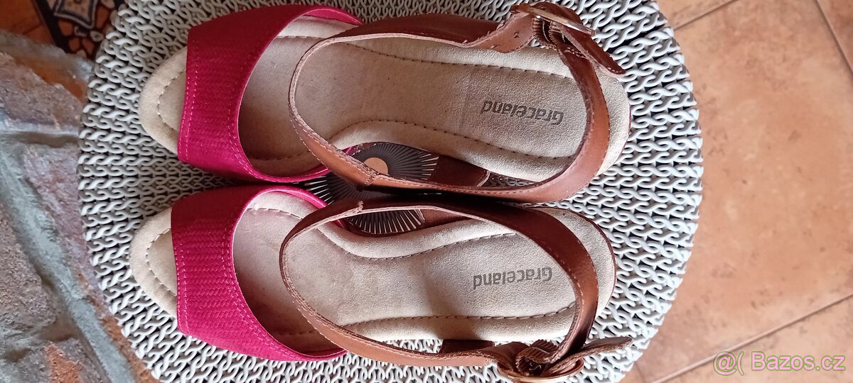 Zánovní dámské letní boty od Deichmanna vel.38 - 12