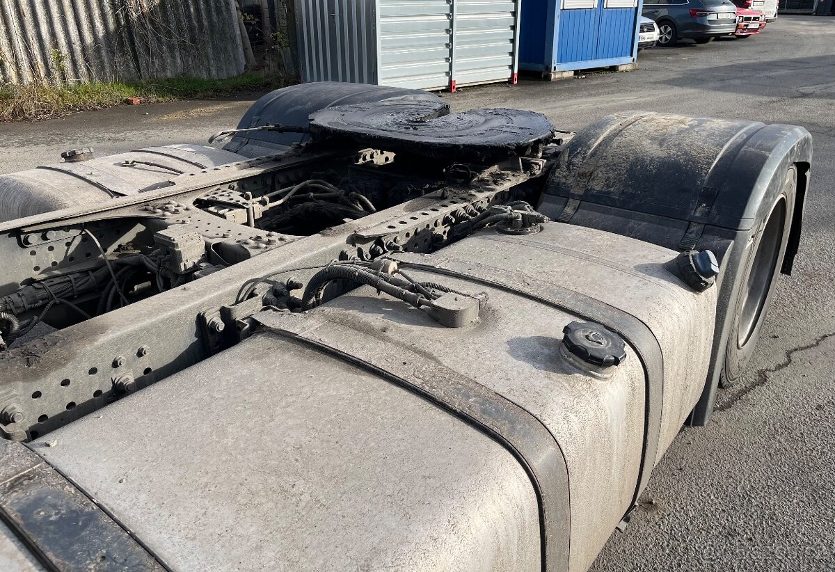 Tahač Mercedes-Benz Actros 1845 LowDeck - 12