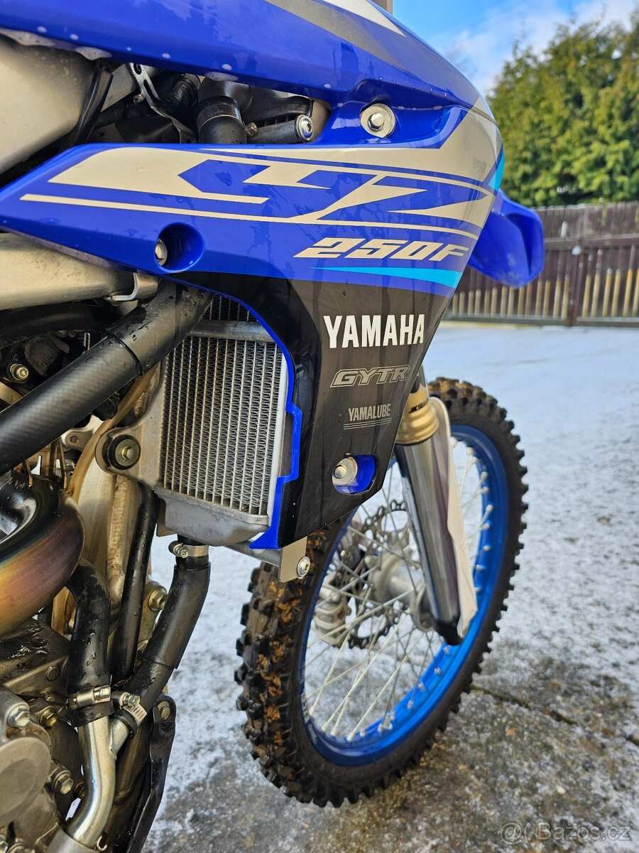 Yamaha Yz 250 f - 12