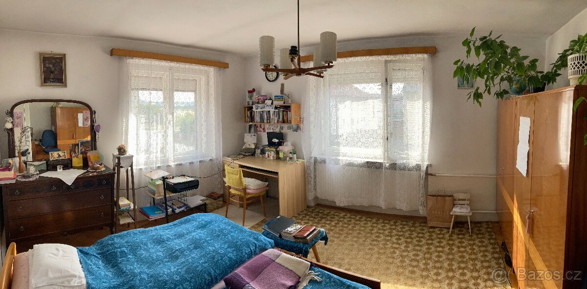 Prodej prostorného RD se zahradou na předměstí Litovle - 12